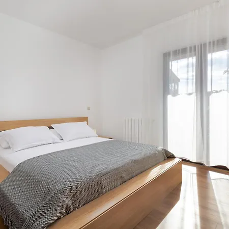 Banic Near Porec-spadici Apartamento